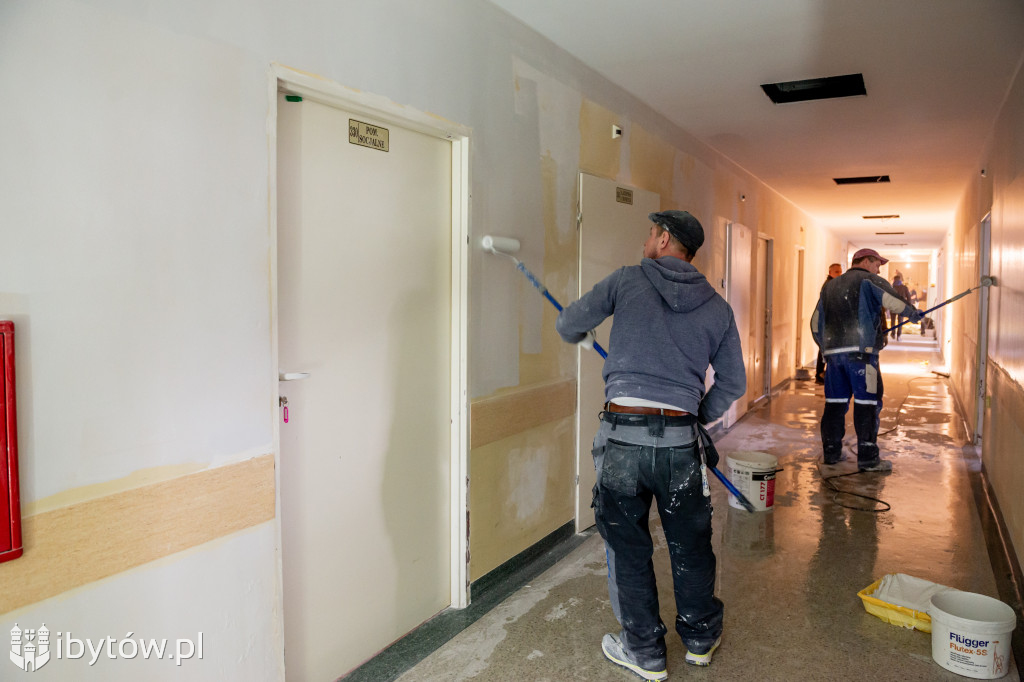 Do szpitali dostarczono sprzęt od firmy Drutex