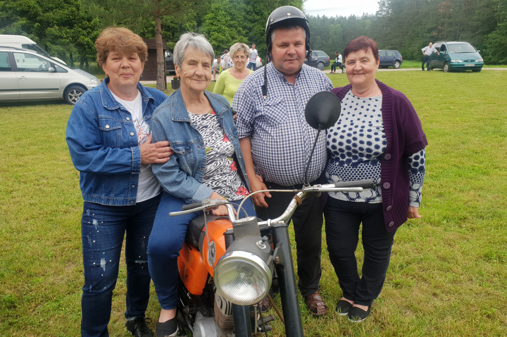 Motoryzacyjna zabawa w Kowalewicach