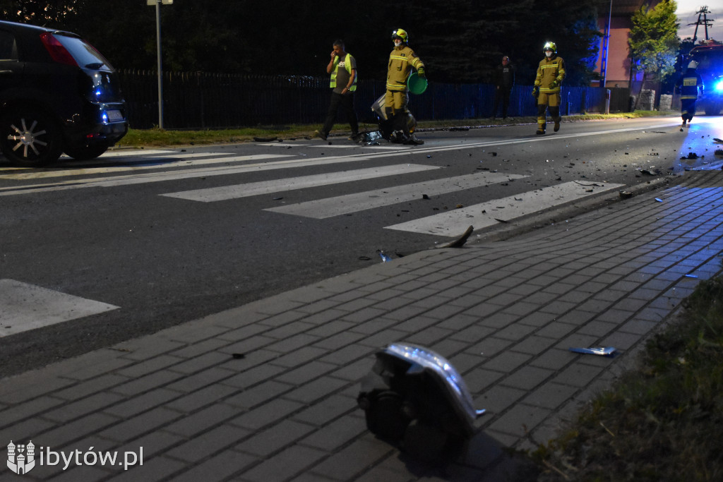 KOLIZJA W TUCHOMIU. Zderzenie dwóch samochodów