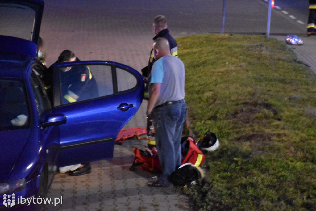 KOLIZJA W TUCHOMIU. Zderzenie dwóch samochodów
