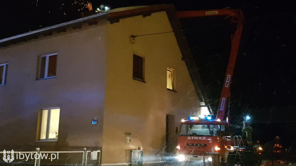 Pożar przewodu kominowego w Brzeźnie Szlacheckim [GALERIA]