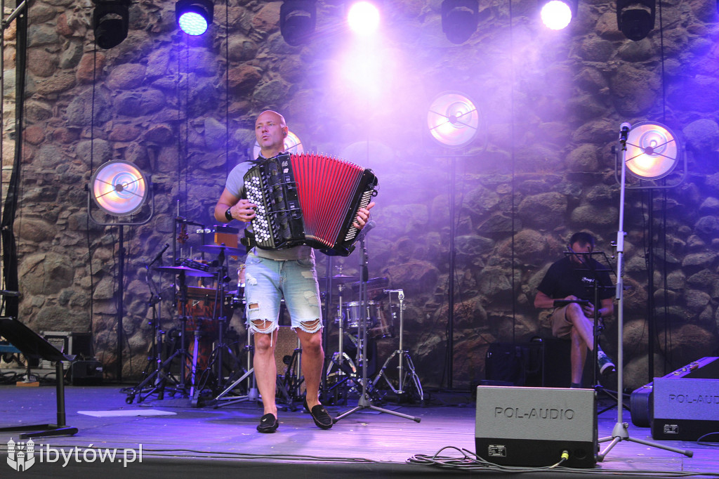 JARMARK POMORSKI w Bytowie. MUZYKA I GARNCARSTWO