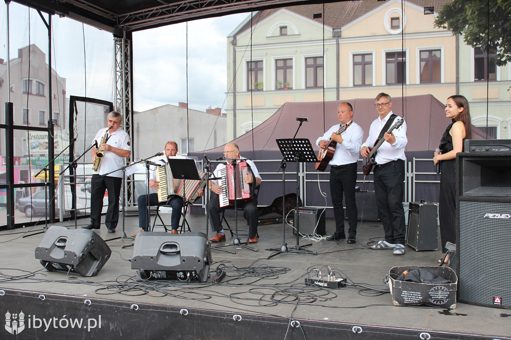 JARMARK POMORSKI w Bytowie. MUZYKA I GARNCARSTWO