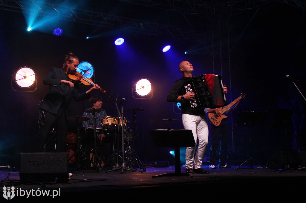 JARMARK POMORSKI w Bytowie. MUZYKA I GARNCARSTWO