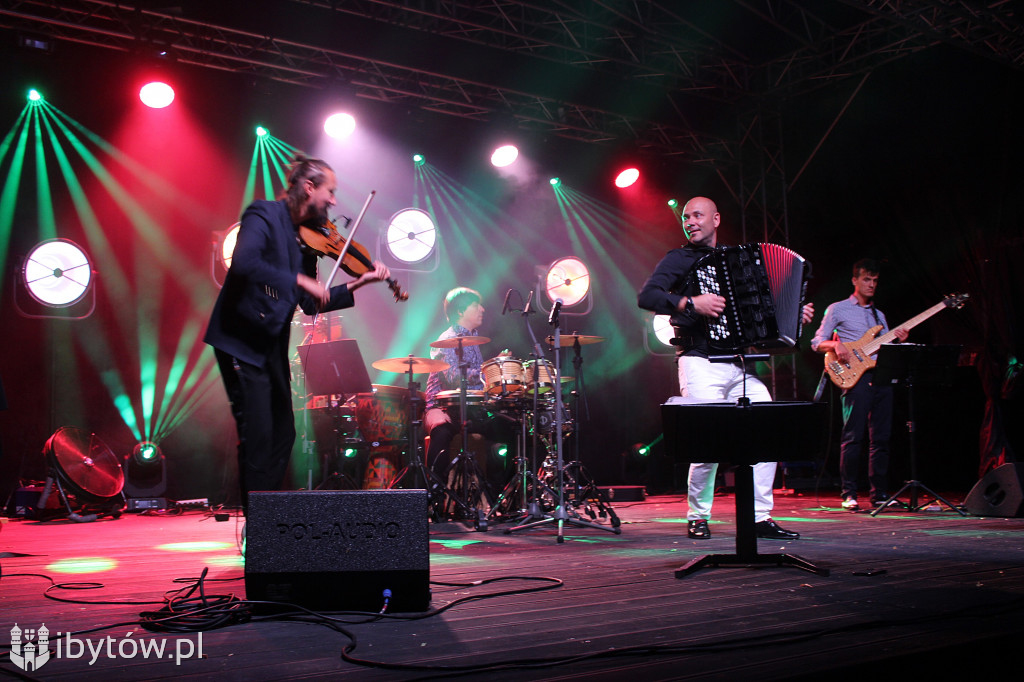 JARMARK POMORSKI w Bytowie. MUZYKA I GARNCARSTWO