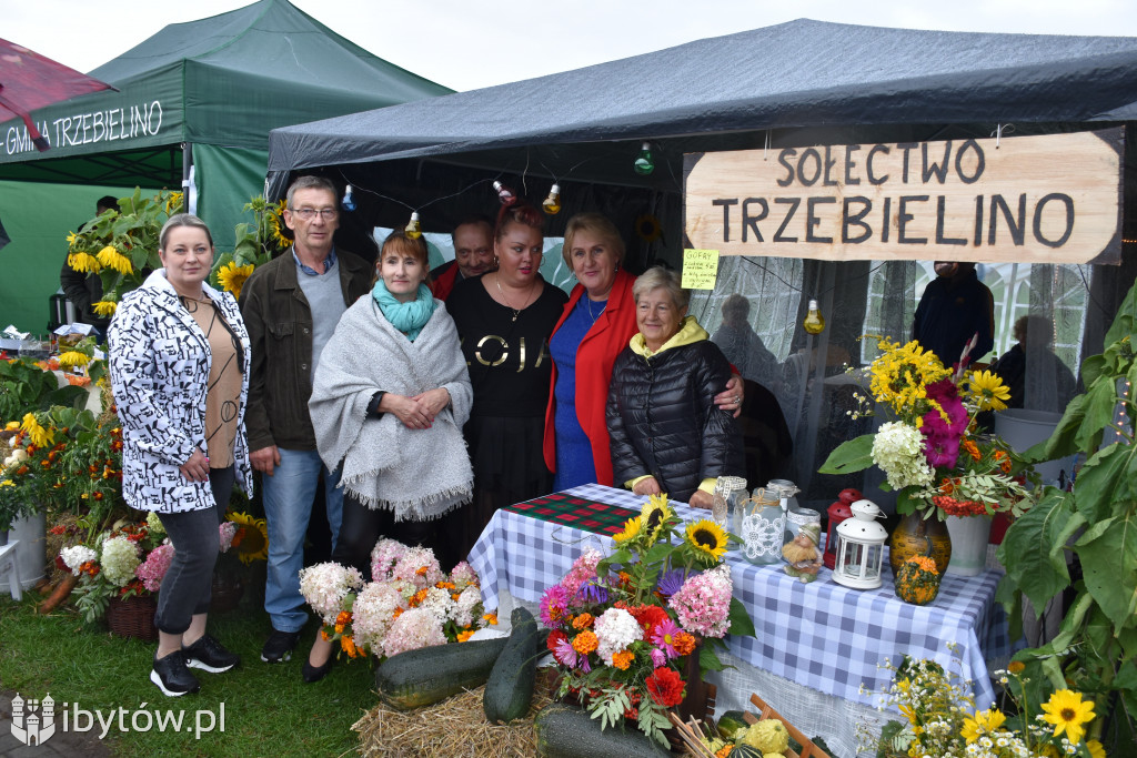 Dożynki w Trzebielinie sponsorowane przez Drutex