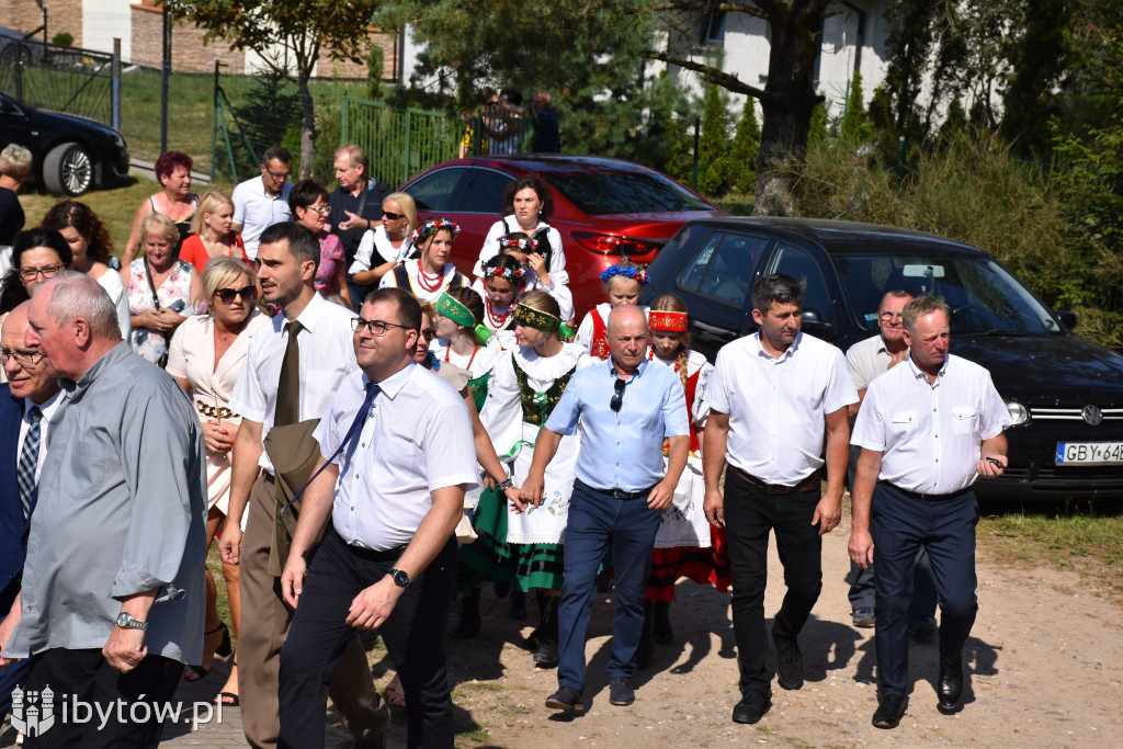 Dożynkowe Nożyno ze strongmenami i śpiewami