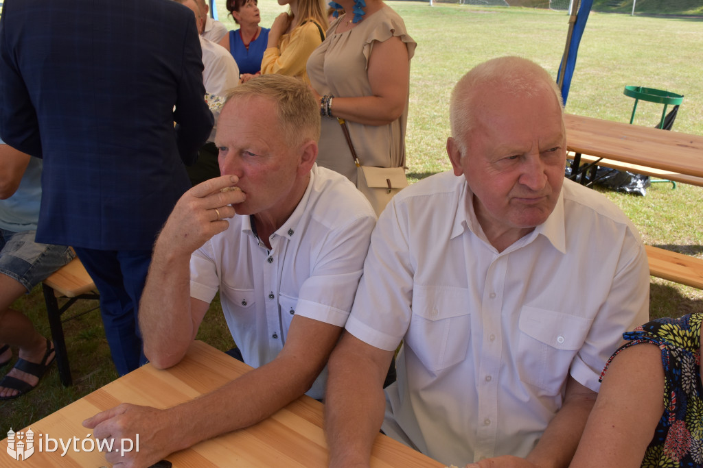 Dożynkowe Nożyno ze strongmenami i śpiewami