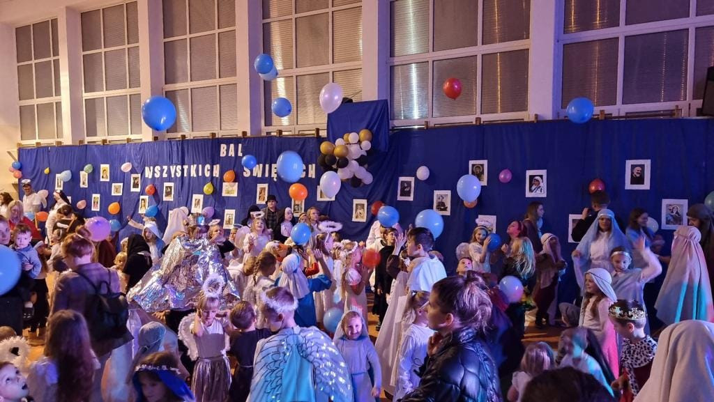 Bal Wszystkich Świętych w Bytowie [FOTO]