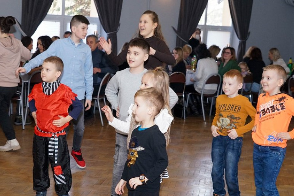Czarna Dąbrówka. Bal Osób Niepełnosprawnych [FOTO]