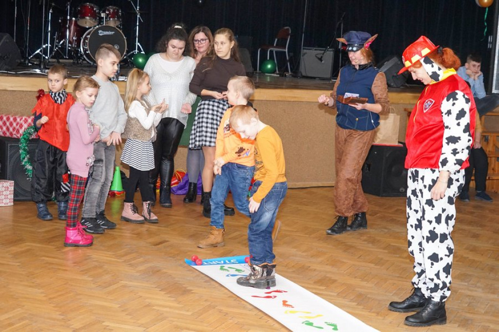 Czarna Dąbrówka. Bal Osób Niepełnosprawnych [FOTO]