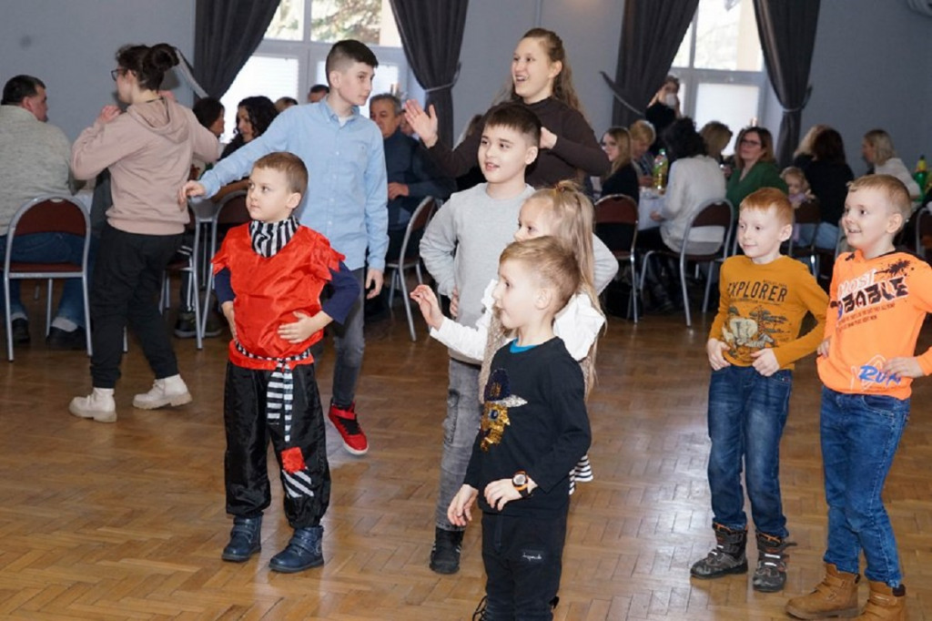 Czarna Dąbrówka. Bal Osób Niepełnosprawnych [FOTO]