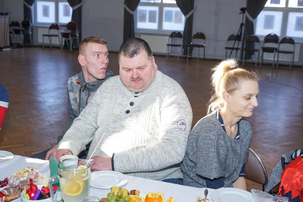 Czarna Dąbrówka. Bal Osób Niepełnosprawnych [FOTO]