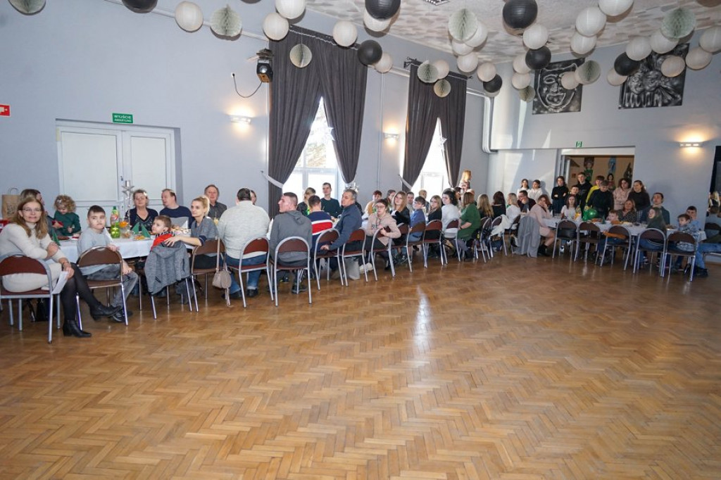 Czarna Dąbrówka. Bal Osób Niepełnosprawnych [FOTO]