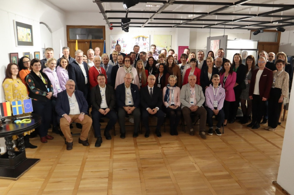 Międzynarodowa KONFERENCJA samorządowa [FOTO]