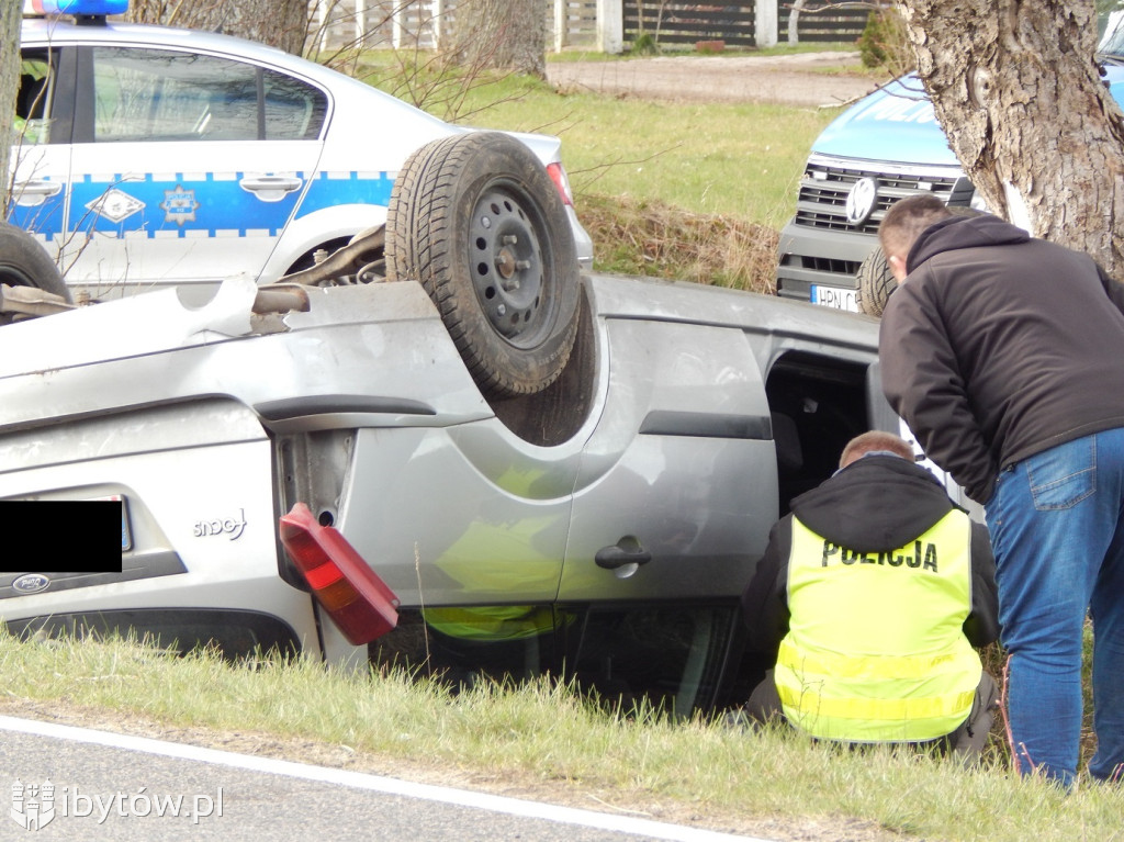 Wypadek w Malczkowie. 4 osoby poszkodowane