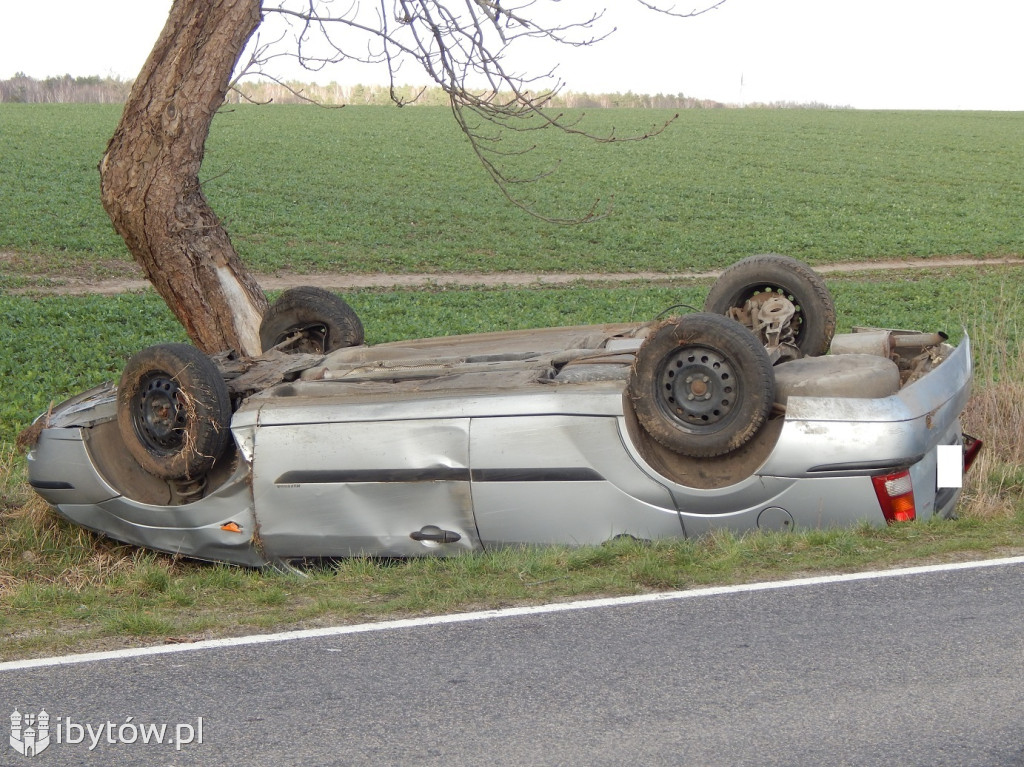 Wypadek w Malczkowie. 4 osoby poszkodowane