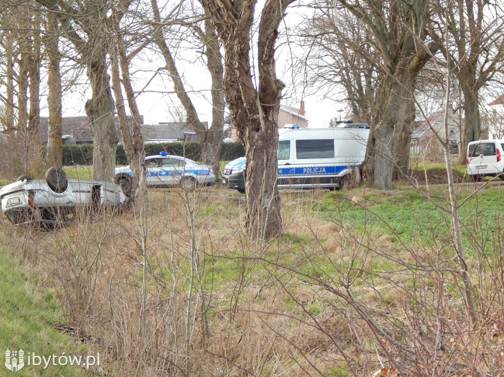 Wypadek w Malczkowie. 4 osoby poszkodowane