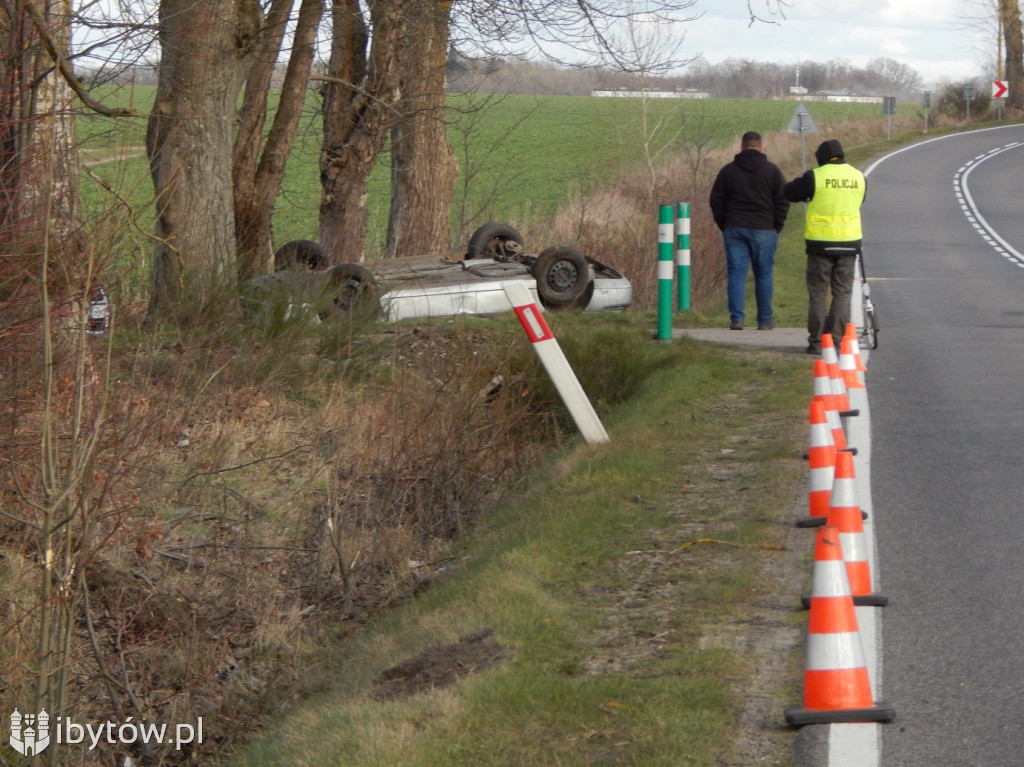 Wypadek w Malczkowie. 4 osoby poszkodowane