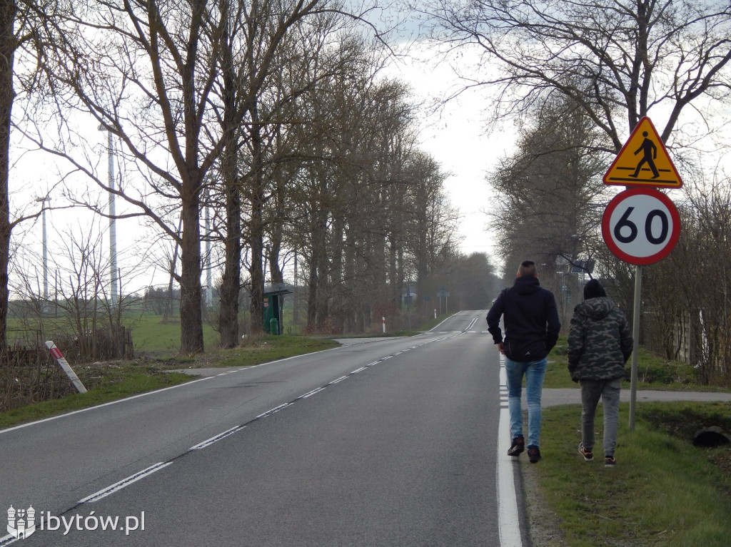 Wypadek w Malczkowie. 4 osoby poszkodowane