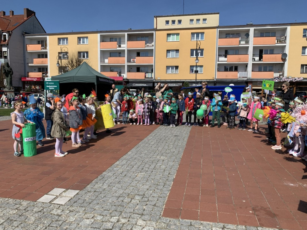 Dzień Ziemi na bytowskim rynku [FOTO]