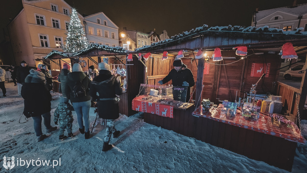 W Bytowie wystartował Jarmark Bożonarodzeniowy!