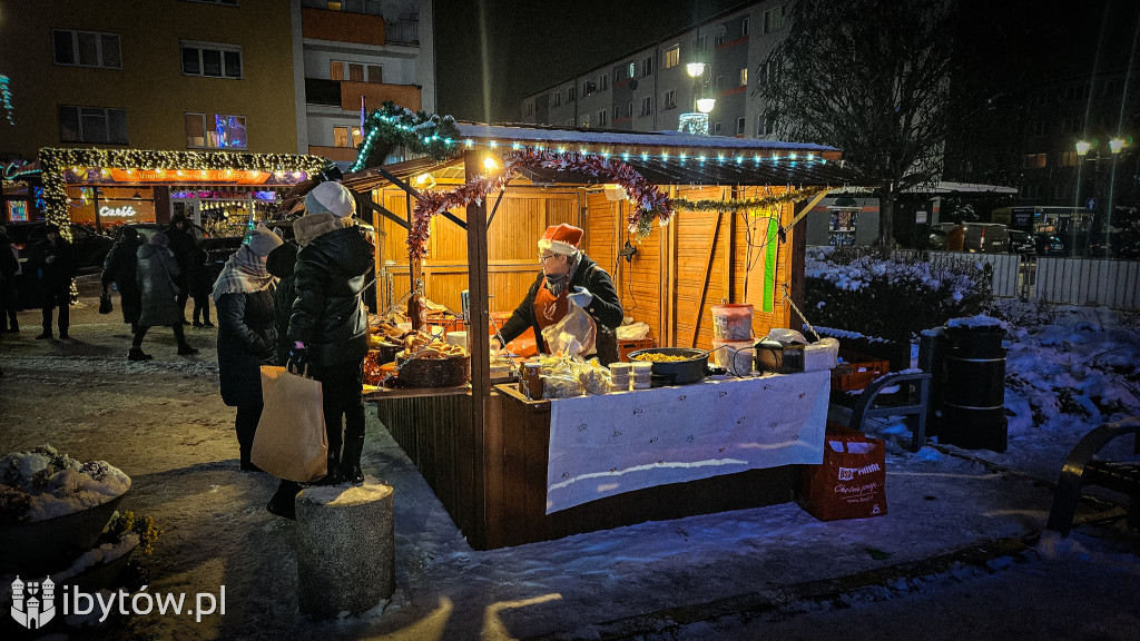 W Bytowie wystartował Jarmark Bożonarodzeniowy!