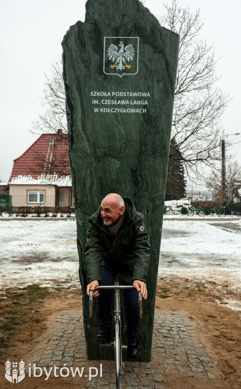 Nadanie szkole w Kołczygłowach im. Czesława Langa