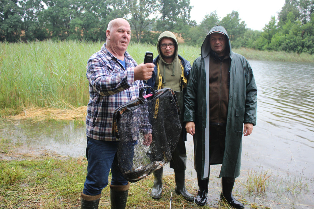 Łukasz Litwiński złowił karpia-giganta! [FOTO]