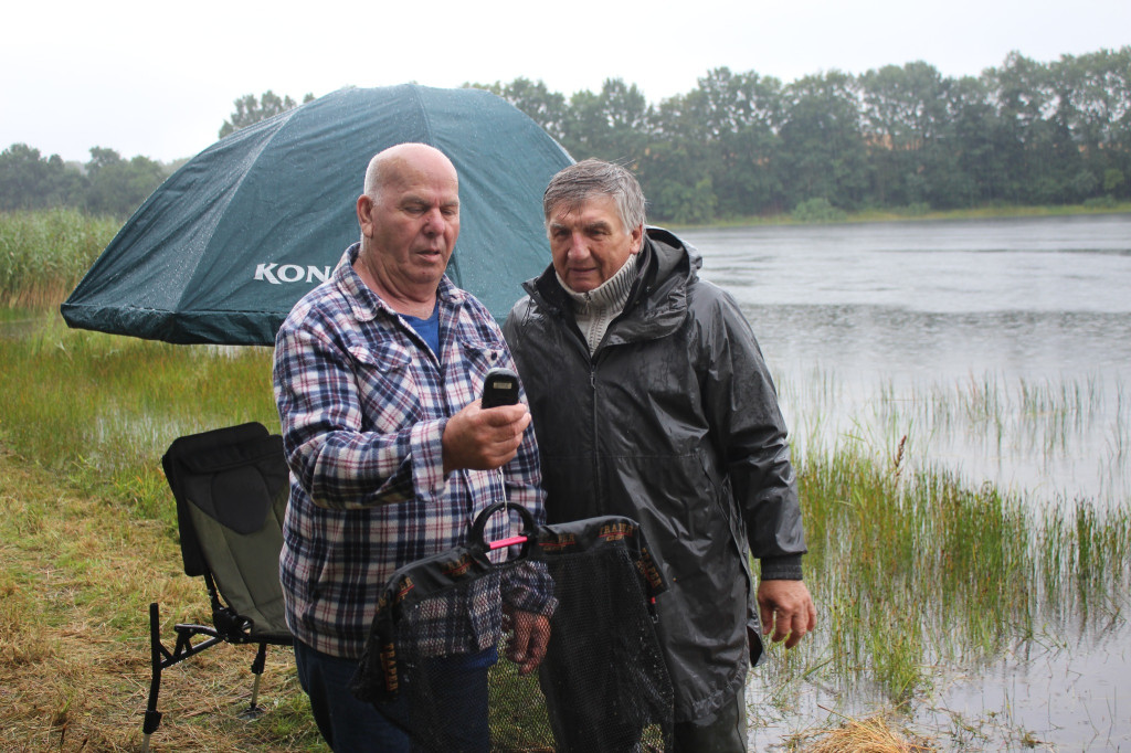 Łukasz Litwiński złowił karpia-giganta! [FOTO]