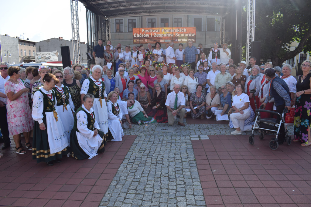 Festiwal Chórów i Zespołów Seniorów 2024 [FOTO]