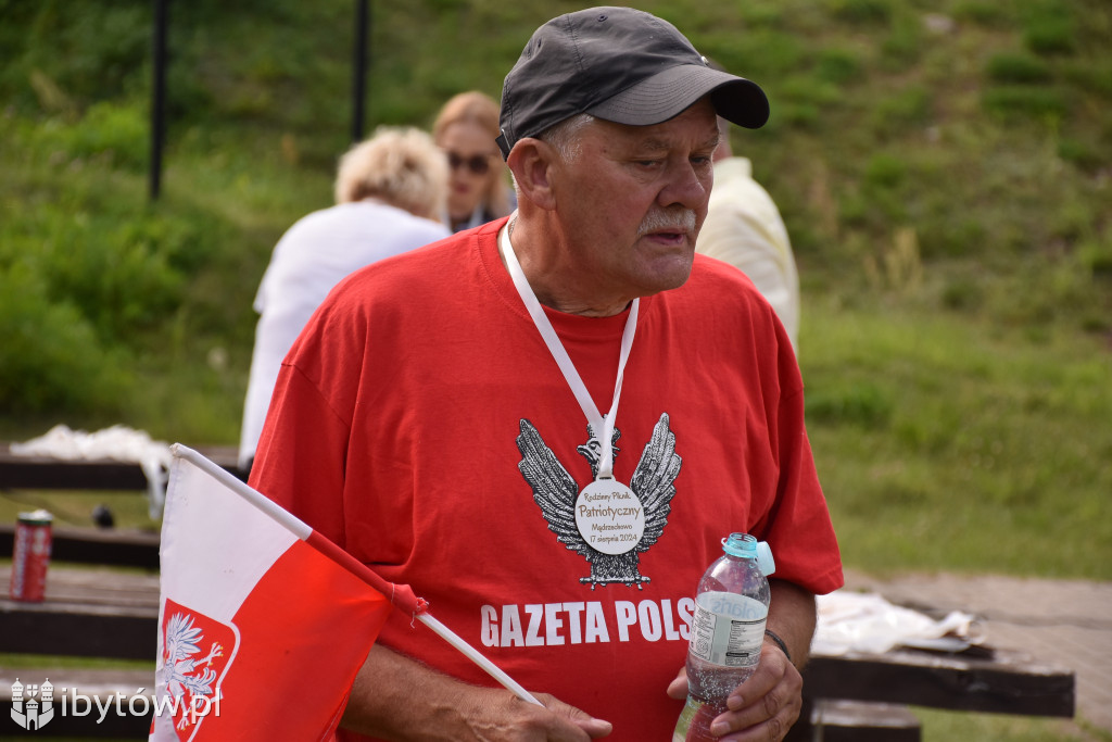 BIEGOWY rodzinny piknik patriotyczny w Mądrzechowie