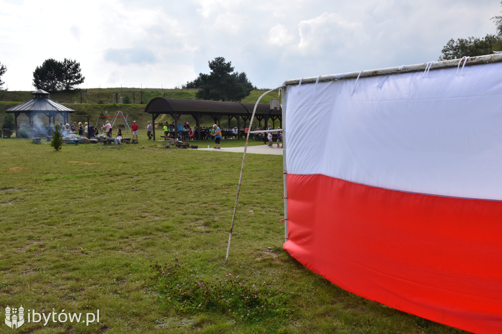 BIEGOWY rodzinny piknik patriotyczny w Mądrzechowie