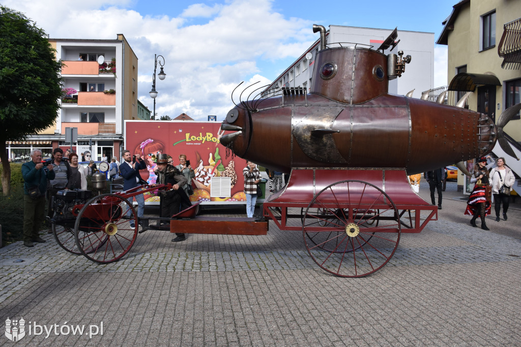 Ludzie z przeszłości w przyszłości, czyli parada STEAMPUNK w Bytowie