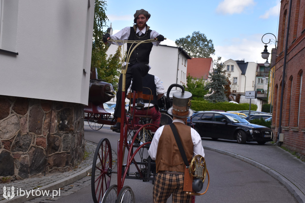 Ludzie z przeszłości w przyszłości, czyli parada STEAMPUNK w Bytowie