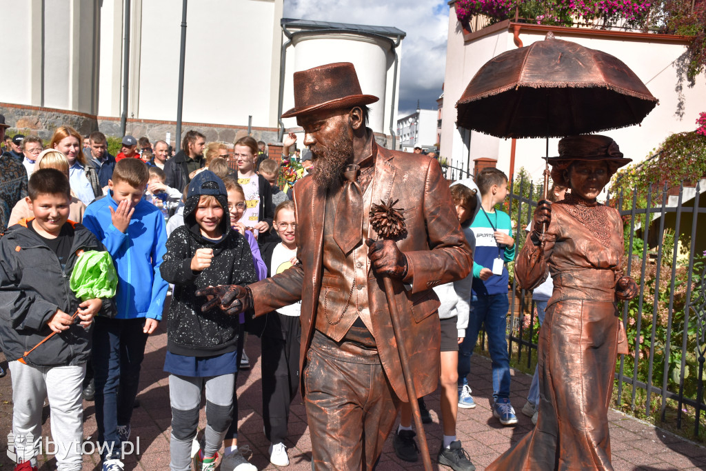 Ludzie z przeszłości w przyszłości, czyli parada STEAMPUNK w Bytowie