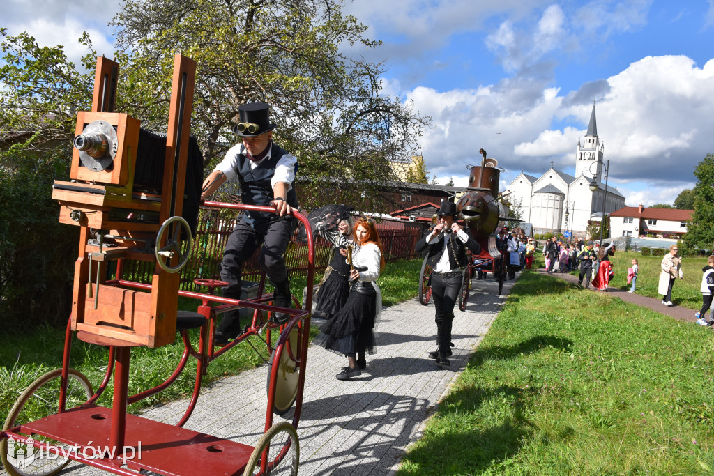 Ludzie z przeszłości w przyszłości, czyli parada STEAMPUNK w Bytowie