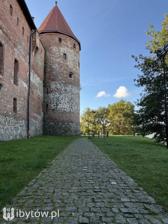 PIĘKNY jesienny Bytów Amelii Treder