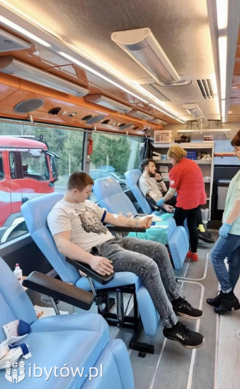 DOBRZY LUDZIE z gminy Czarna Dąbrówka oddali 17 l krwi