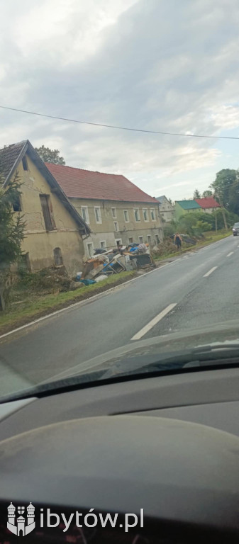 Rolnicy razem z InPostem pomagają powodzianom