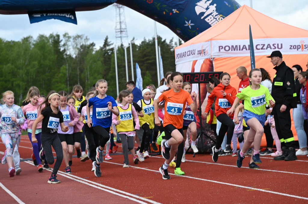 XXXIV Bieg Orłów w Czarnej Dąbrówce [FOTO]