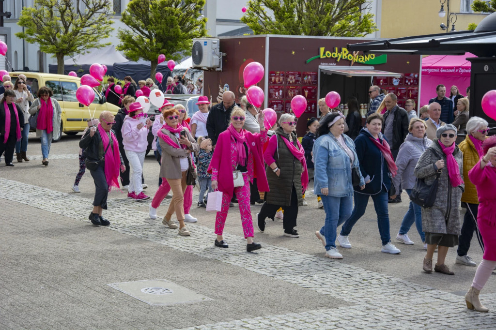 Tłumy na Bytowskim Marszu Różowej Wstążki! [FOTO]