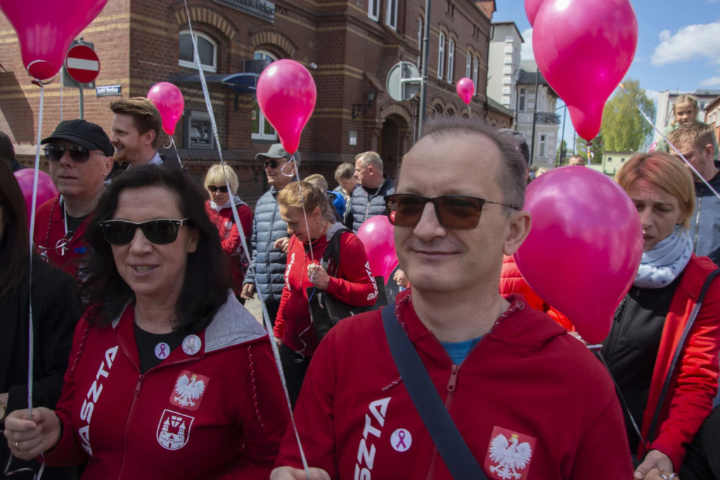 Tłumy na Bytowskim Marszu Różowej Wstążki! [FOTO]