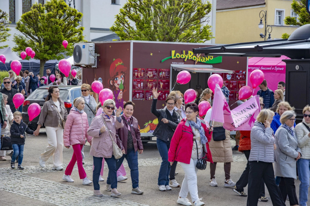 Tłumy na Bytowskim Marszu Różowej Wstążki! [FOTO]