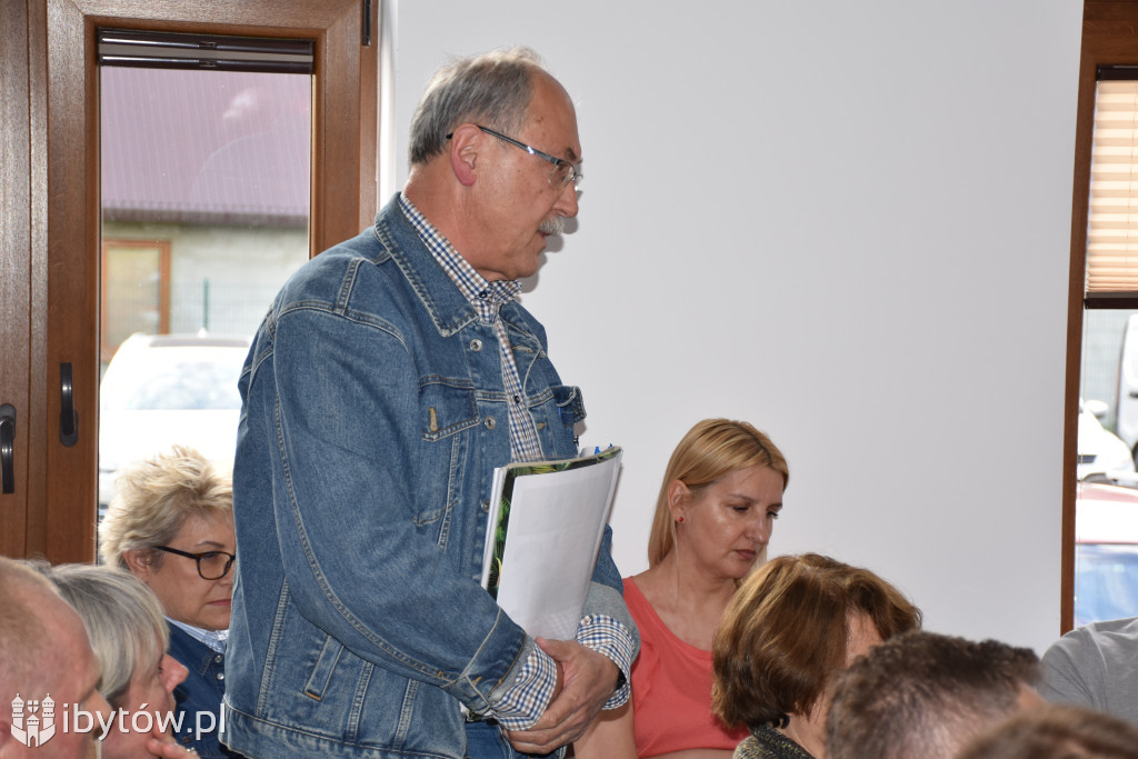ANTYkurnikowa Bawernica. Labuda ludzi nie przekonał
