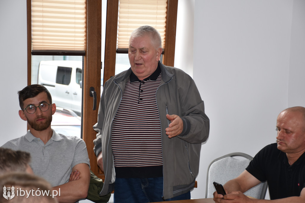 ANTYkurnikowa Bawernica. Labuda ludzi nie przekonał