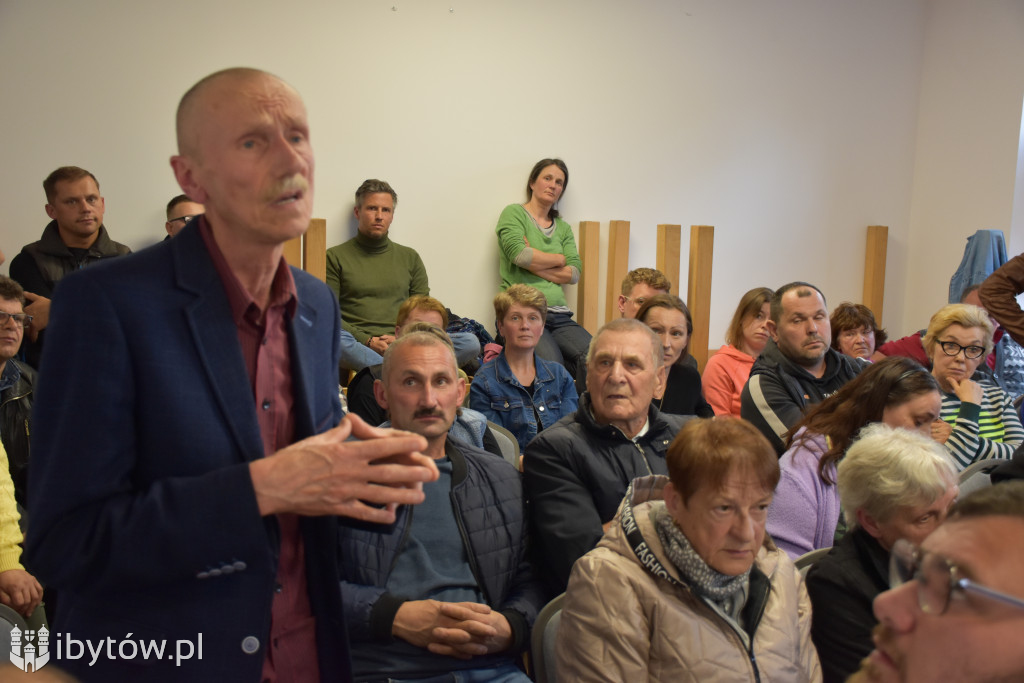 ANTYkurnikowa Bawernica. Labuda ludzi nie przekonał