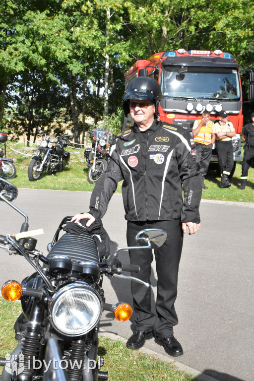 Parchowo znów przyciągnęło tłumy! Moto Folk pełen muzyki, motocykli i… pierogów z jagodami