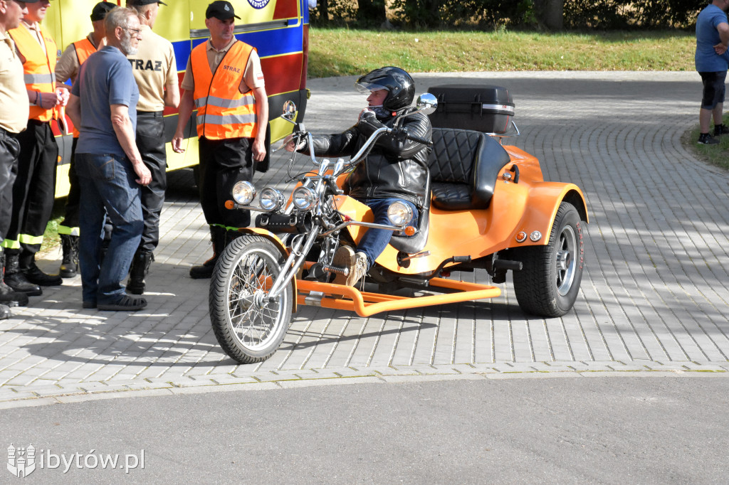 Parchowo znów przyciągnęło tłumy! Moto Folk pełen muzyki, motocykli i… pierogów z jagodami
