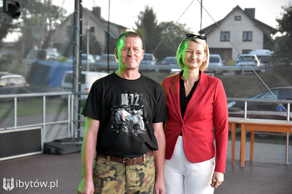 Parchowo znów przyciągnęło tłumy! Moto Folk pełen muzyki, motocykli i… pierogów z jagodami